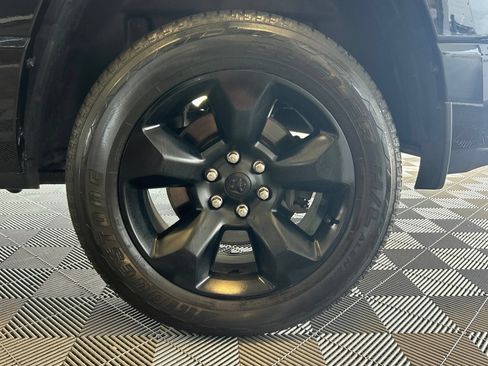 Used 2019 RAM 1500 Big Horn AWD/4WD image 9