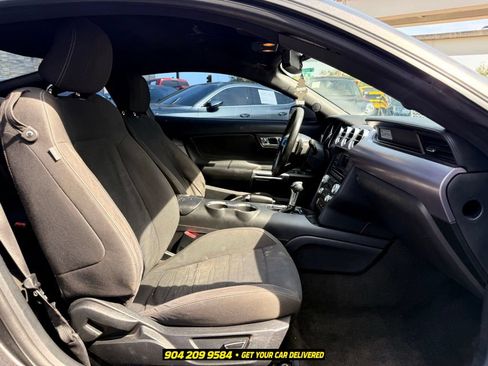 Used 2017 Ford Mustang GT RWD image 19