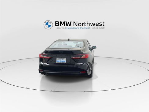 Used 2025 Toyota Camry SE w/ Multimedia Upgrade Package AWD/4WD image 2