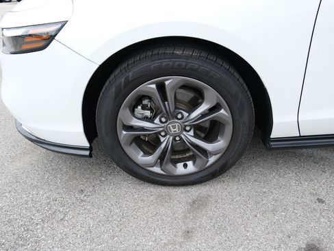 Used 2023 Honda Accord EX-L image 13