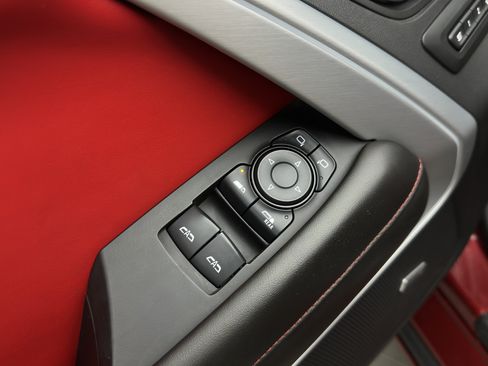 Used 2016 Chevrolet Camaro SS RWD image 10