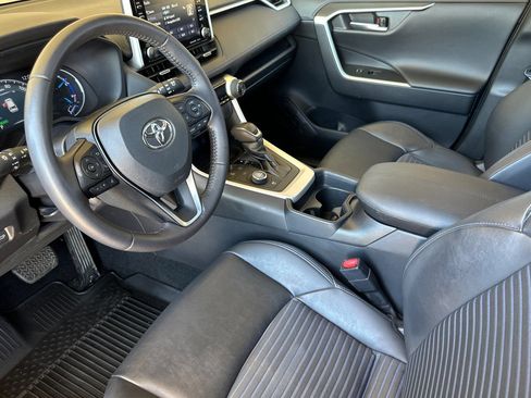 Used 2021 Toyota RAV4 XSE w/ XSE Grade Weather Package AWD/4WD image 10