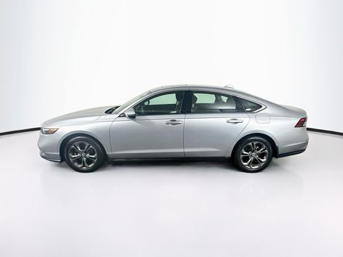 Used 2023 Honda Accord EX image 4
