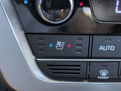 Used 2017 Hyundai Sonata Limited w/ Tech Package 03 FWD image 25