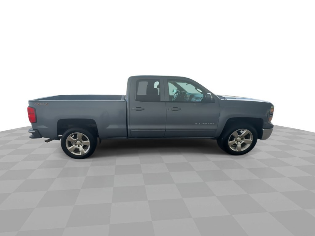 Used 2015 Chevrolet Silverado 1500 LT w/ LT Convenience Package AWD/4WD image 9