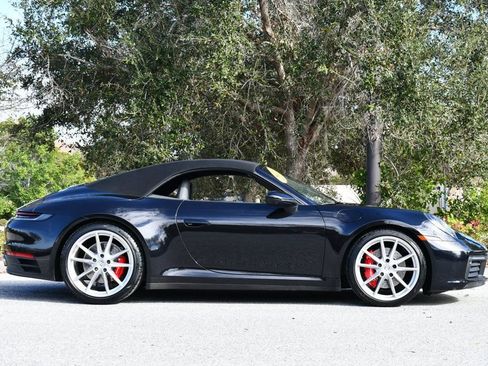 Used 2022 Porsche 911 Carrera 4S image 40