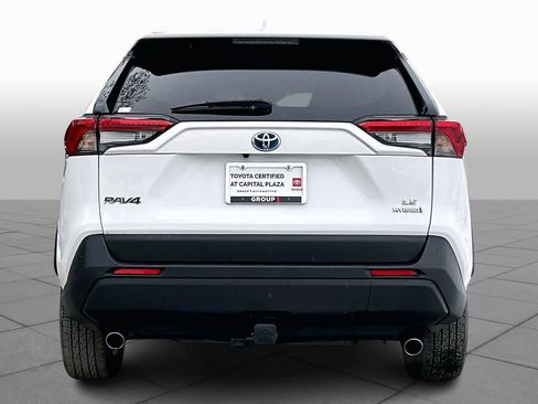 Certified 2023 Toyota RAV4 LE image 5
