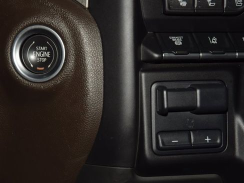 Used 2022 GMC Sierra 3500 Denali w/ Denali Ultimate Package image 35