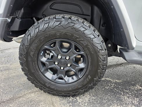 Used 2023 Jeep Wrangler Unlimited Rubicon 4xe image 17