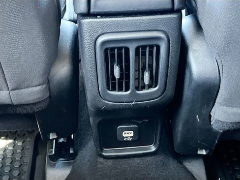 Used 2021 Jeep Compass Sport w/ Cold Weather Group FWD image 24