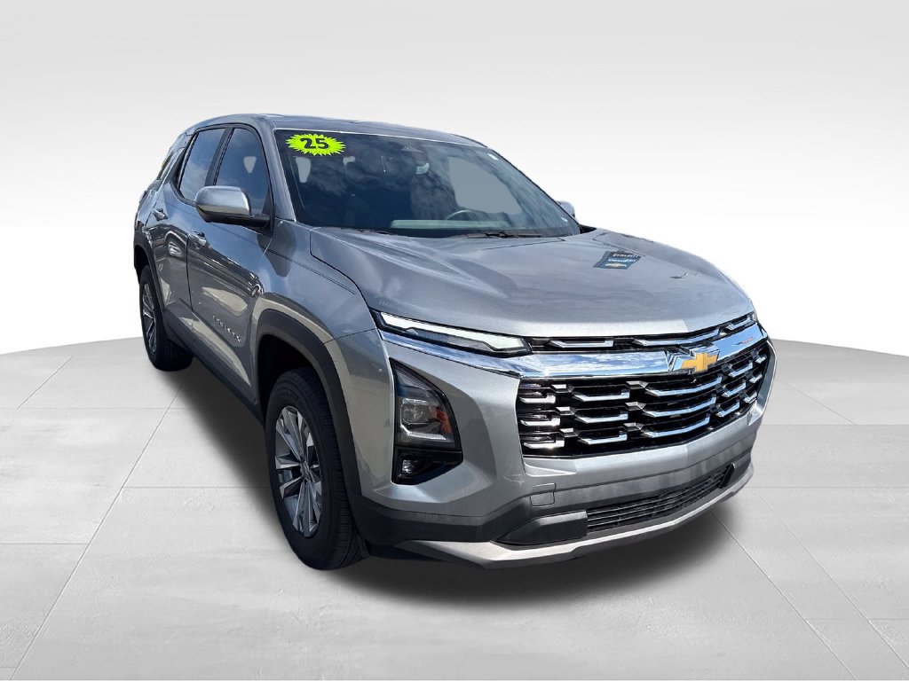 Used 2025 Chevrolet Equinox LT w/ Safety and Technology Package FWD image 8