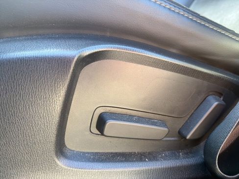 Used 2020 MAZDA CX-5 Touring image 12