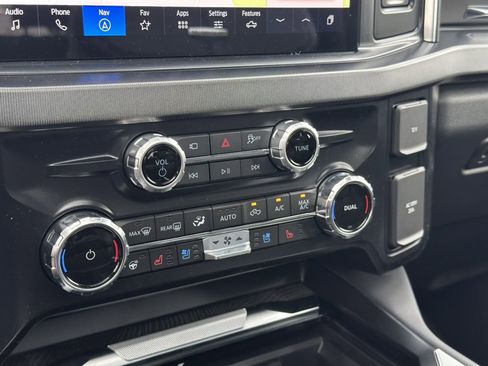 New 2025 Ford F250 Platinum w/ Tremor Off-Road Package image 33