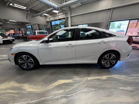 Used 2018 Honda Civic EX-L image 33