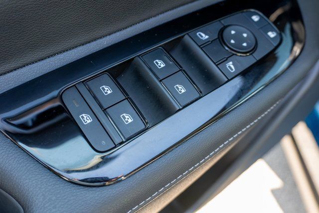 Certified 2026 Nissan Murano SL AWD/4WD image 22