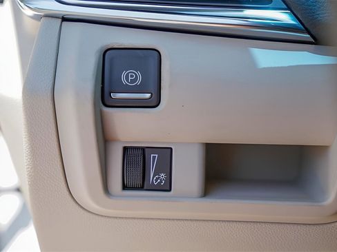 Used 2026 Cadillac CT4 Premium Luxury image 17