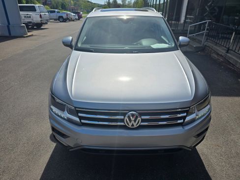 Certified 2021 Volkswagen Tiguan SEL AWD/4WD image 2