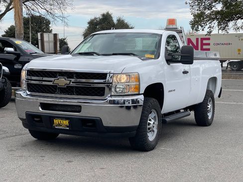 Used 2011 Chevrolet Silverado 2500 W/T image 9