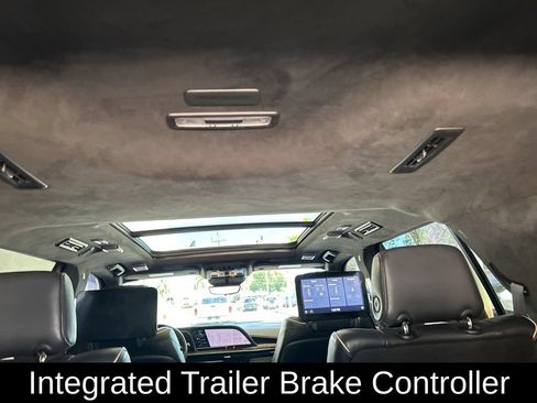 Used 2021 Cadillac Escalade Sport Platinum RWD image 49
