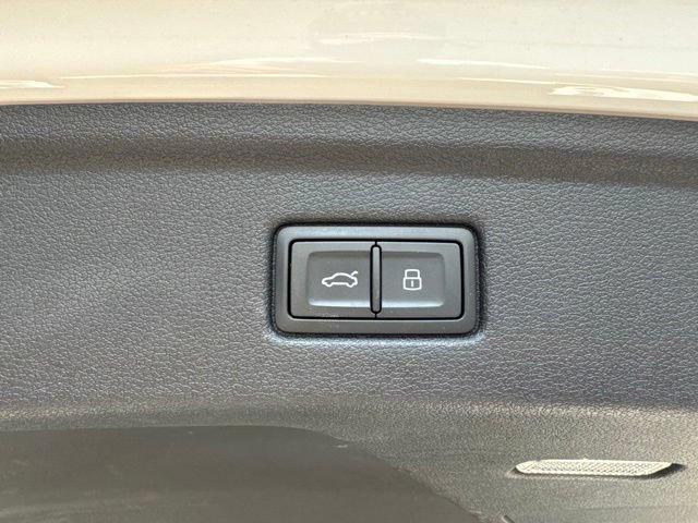 Used 2025 Audi A5 2.0T Premium AWD/4WD image 25