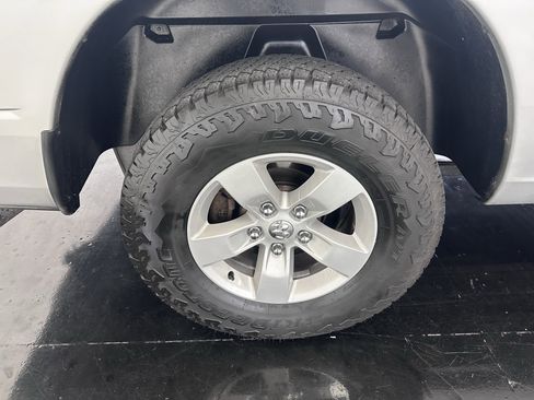 Used 2019 RAM 1500 Express image 16