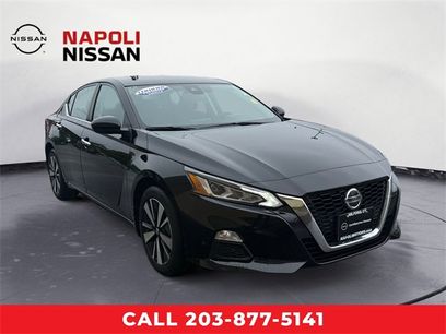 Certified 2022 Nissan Altima 2.5 SV