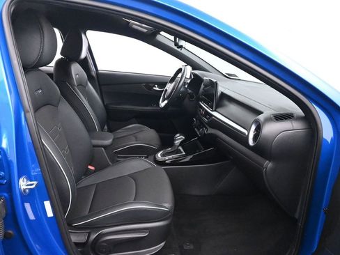 Used 2023 Kia Forte GT-Line w/ GT-Line Technology Package FWD image 25