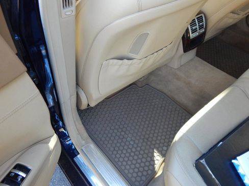 Used 2012 Mercedes-Benz S 550 4MATIC image 14