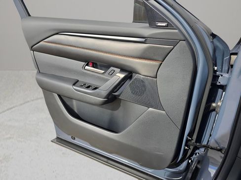 Used 2026 MAZDA CX-50 AWD 2.5 Hybrid w/ Weather Package image 17