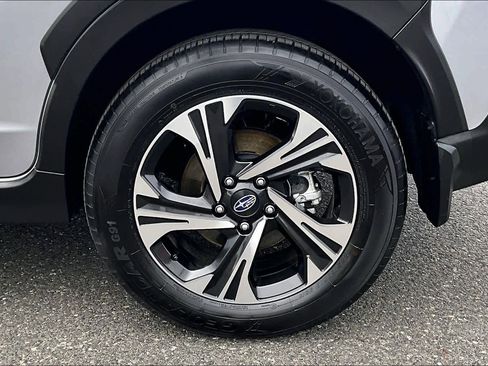 Used 2024 Subaru Crosstrek 2.0i Premium w/ Crosstrek Mirror Package image 43