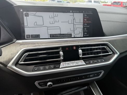 Used 2022 BMW X5 sDrive40i w/ M Sport Package image 19