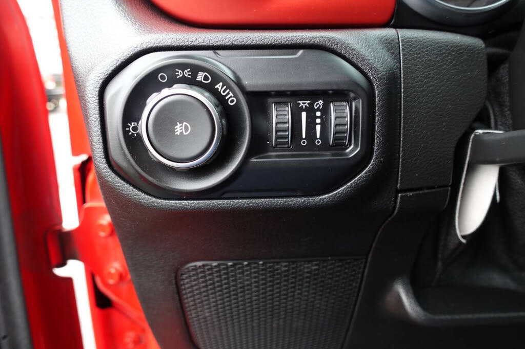 Used 2021 Jeep Wrangler Unlimited Rubicon w/ Dual Top Group AWD/4WD image 76