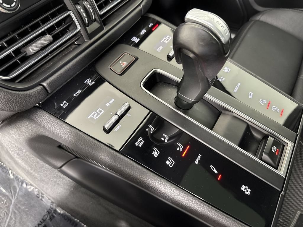Certified 2024 Porsche Macan S w/ Premium Plus Package AWD/4WD image 30