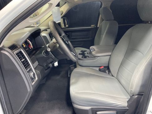 Used 2018 RAM 2500 Tradesman w/ Chrome Appearance Group AWD/4WD image 14