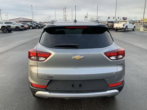 Used 2025 Chevrolet TrailBlazer LT w/ Convenience Package image 10