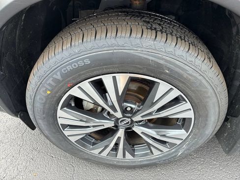 Certified 2023 Nissan Rogue SV AWD/4WD image 12