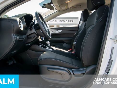 Used 2024 Kia Forte LXS image 12