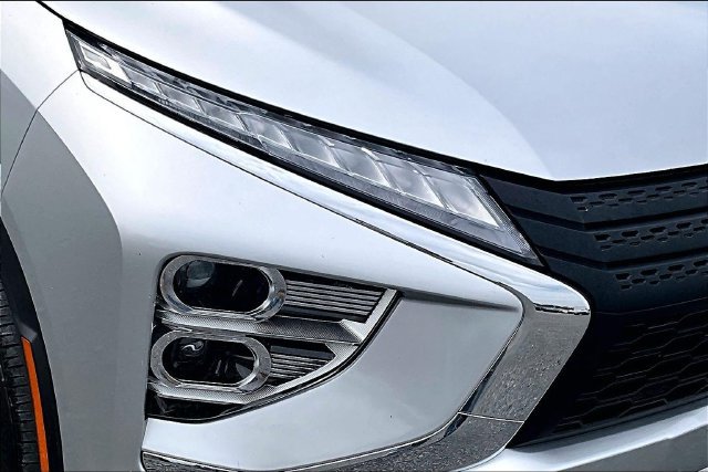 Used 2025 Mitsubishi Eclipse Cross SE AWD/4WD image 32