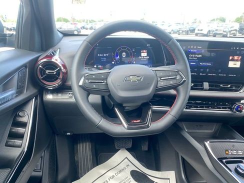 New 2026 Chevrolet Equinox RS w/ Convenience Package III FWD image 14