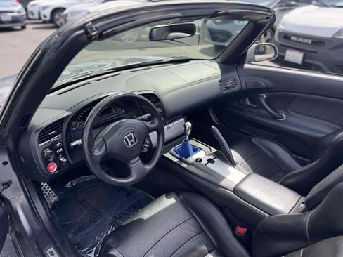 Used 2005 Honda S2000 image 10