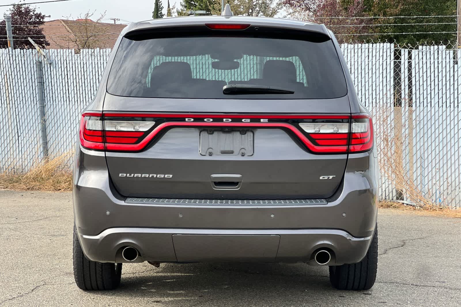 Used 2017 Dodge Durango GT w/ Nav & Power Liftgate Group RWD image 4