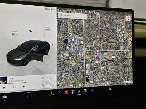 Used 2024 Tesla Model 3 Long Range AWD/4WD image 22