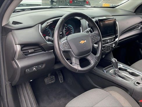 Used 2018 Chevrolet Traverse LT FWD image 15