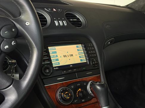 Used 2005 Mercedes-Benz SL 65 AMG image 31