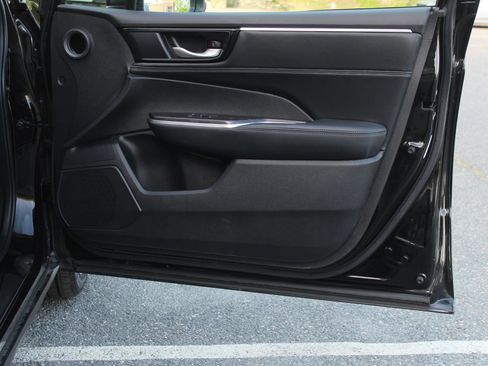 Used 2018 Honda Clarity Plug-In Hybrid image 18