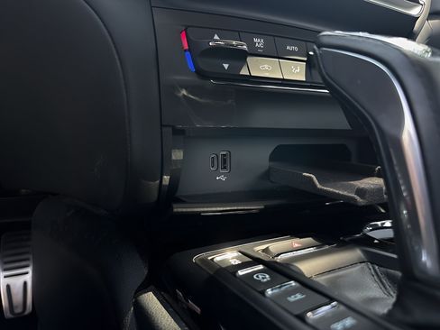 Used 2022 Maserati Ghibli GT RWD image 11