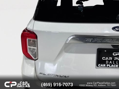 Used 2020 Ford Explorer Platinum w/ Premium Technology Package AWD/4WD image 19