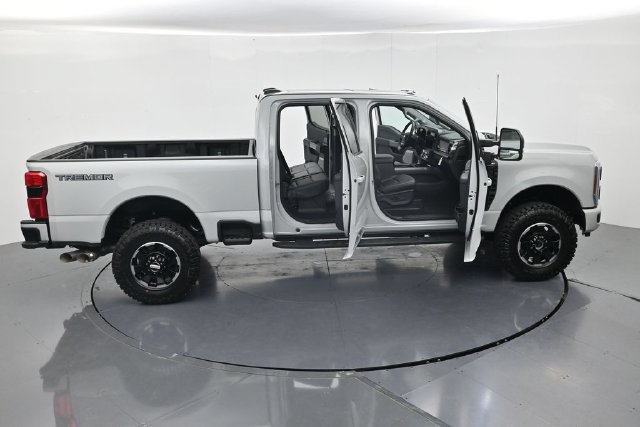New 2026 Ford F350 Lariat w/ Tremor Off-Road Package AWD/4WD image 51