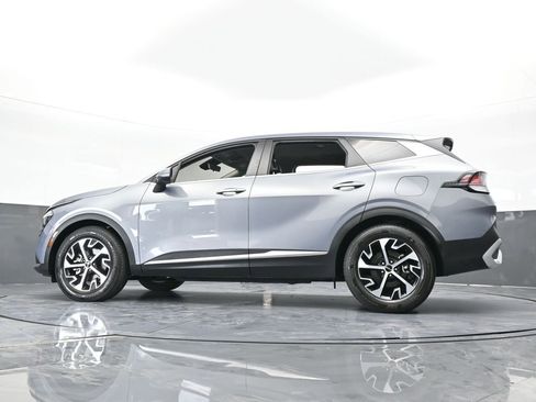 Used 2025 Kia Sportage EX image 60