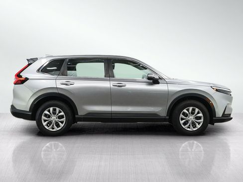 Used 2024 Honda CR-V LX image 6